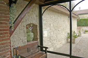 veranda et maison traditionnelle